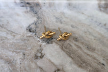 Load image into Gallery viewer, Knot Studs
