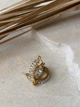 Load image into Gallery viewer, Tanna Icy Hoops
