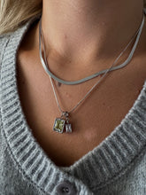 Load image into Gallery viewer, Sasha Layered Necklace Set
