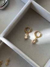 Load image into Gallery viewer, Crystal Huggie Hoops
