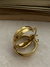Load image into Gallery viewer, Shelby Twisted Hoops
